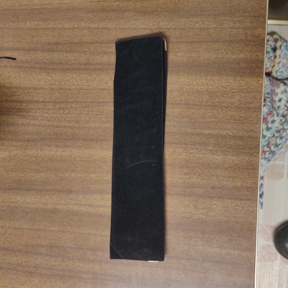 Disney Beauty and the Beast Black and Gold Pouch With Musical Watch - Picture 4 of 11